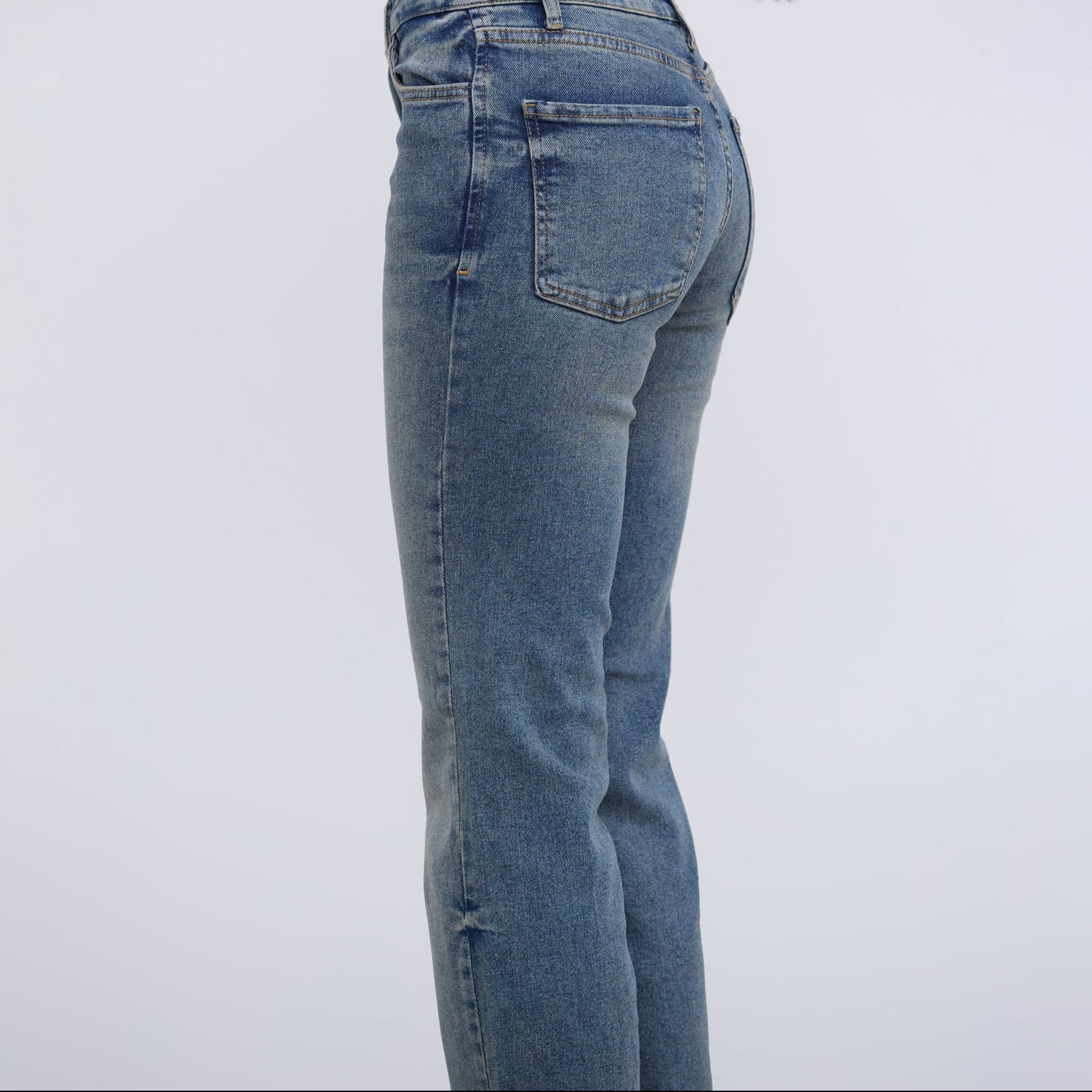 Rivo Jeans